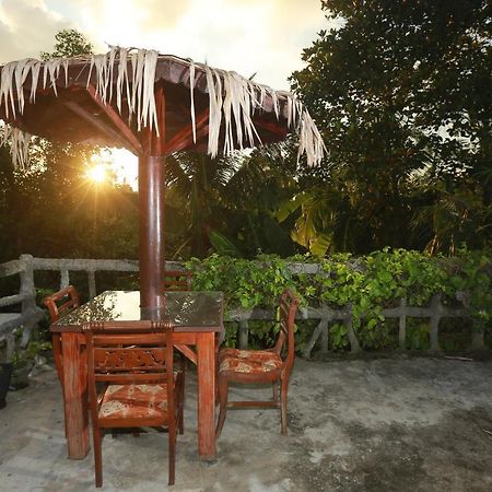 Galle Paradise Inn ภายนอก รูปภาพ