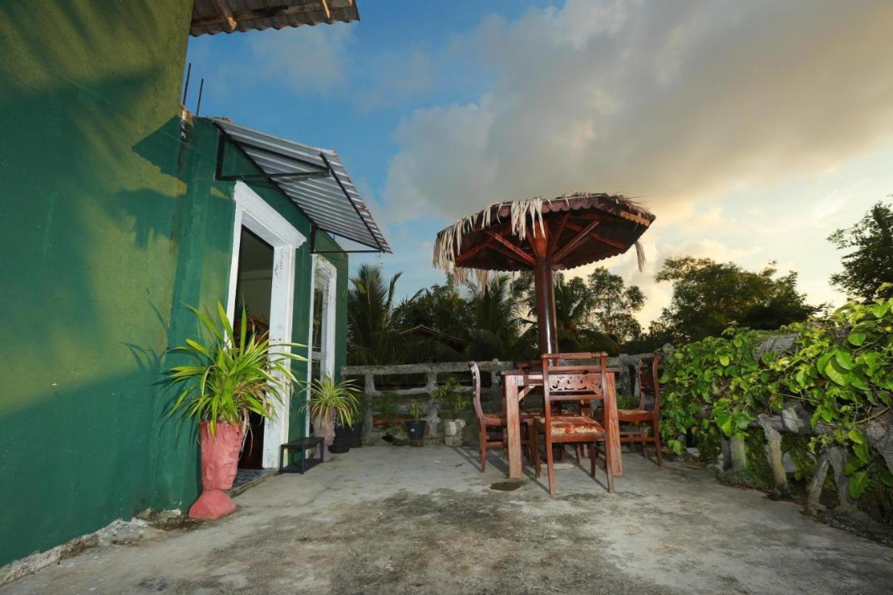 Galle Paradise Inn ภายนอก รูปภาพ